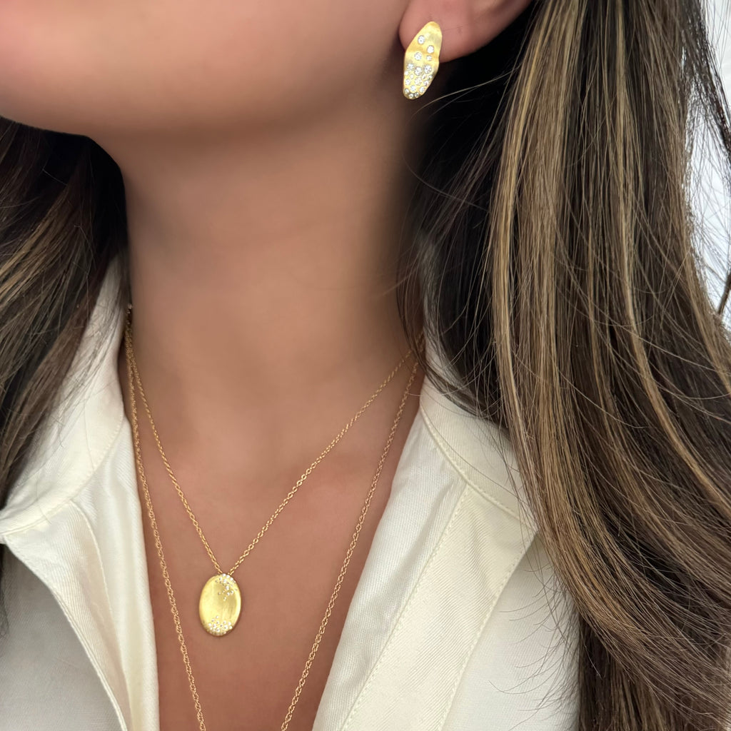 goddess pendant