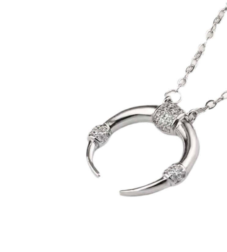 crescent horn
